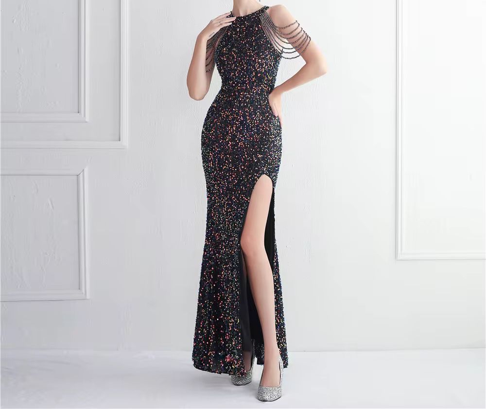 فستان انيق للحفلات والسهرات بتصميم حديث