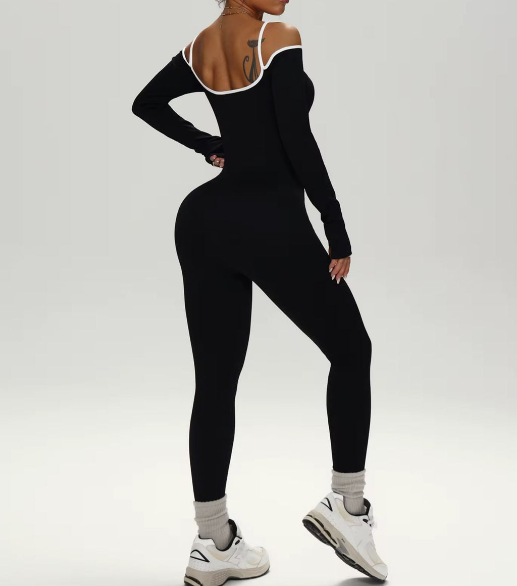 لبس نسائي رياضى بنمط جديد وانيق وطويل الاكمام