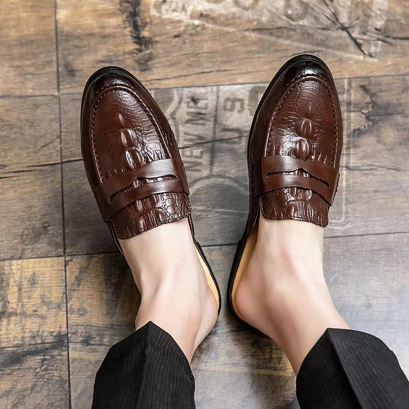 نعال رجالى مصنوع من الجلد بتصميم عصري سعل الارتداء كاجوال للرجال